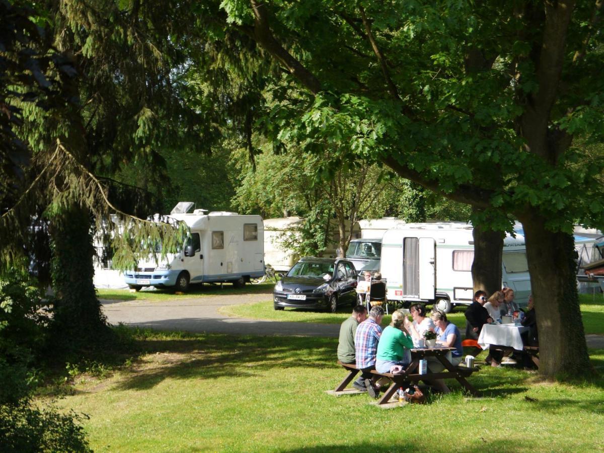 Ferienwohnungen Am Campingplatz Trendelburg Ngoại thất bức ảnh