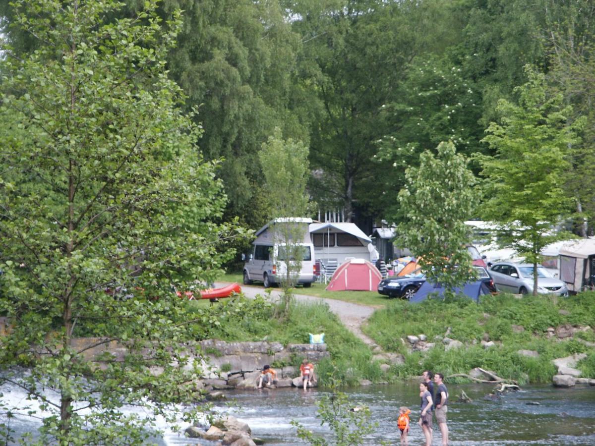 Ferienwohnungen Am Campingplatz Trendelburg Ngoại thất bức ảnh